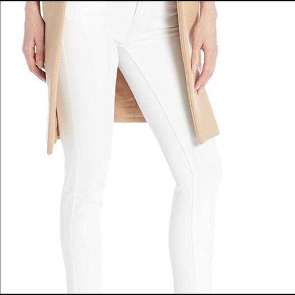 Calvin Klein Skinny Women’s white Ankle Jeans - Picture 3 of 10